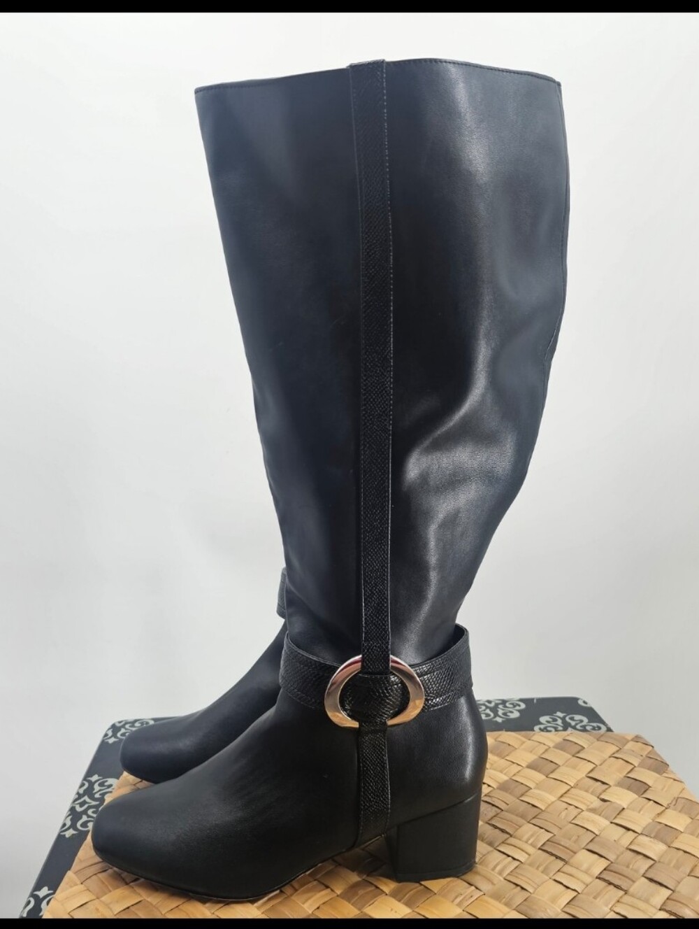 Black Knee-High Comfortview Black Boots Size 10.5